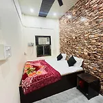 Sitaram P Guest House