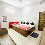 Sitaram P Guest House