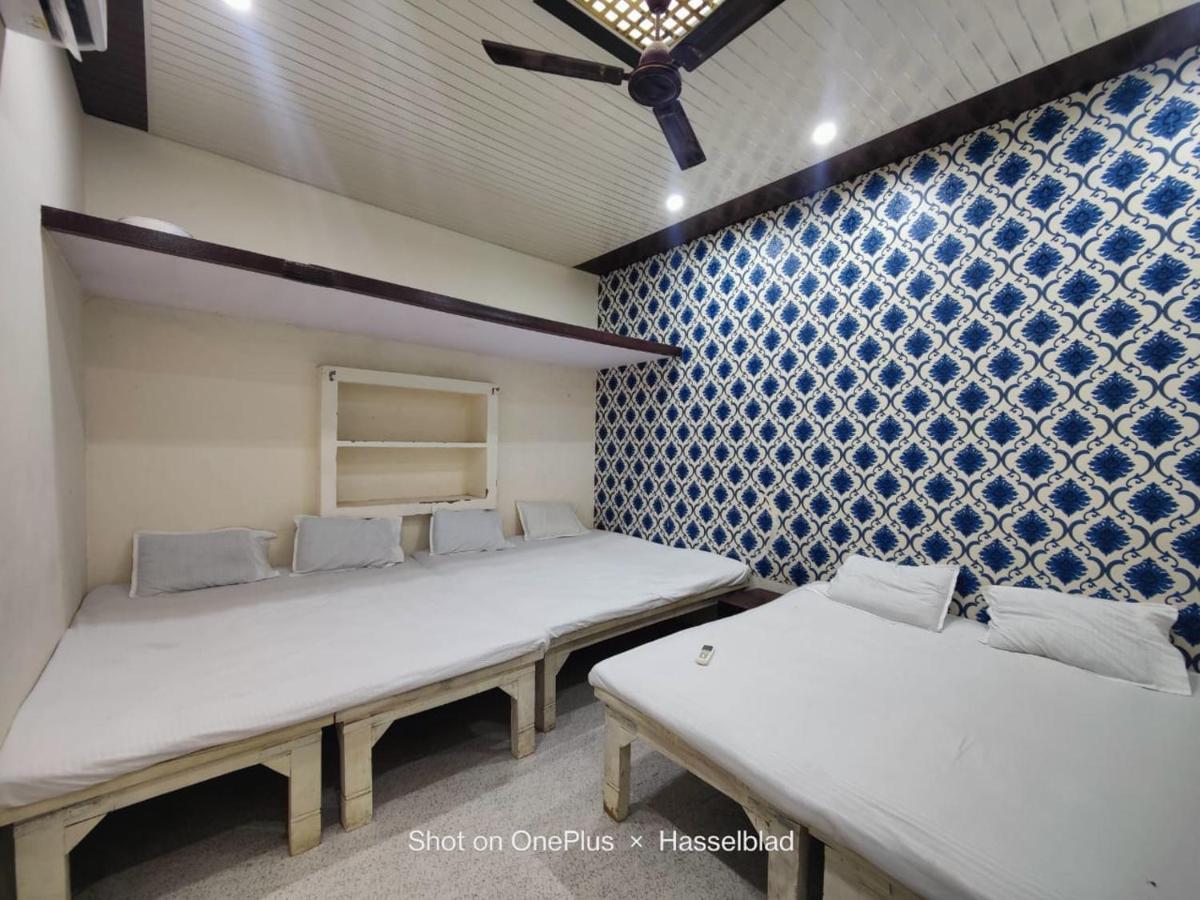 Guest house Sitaram P *