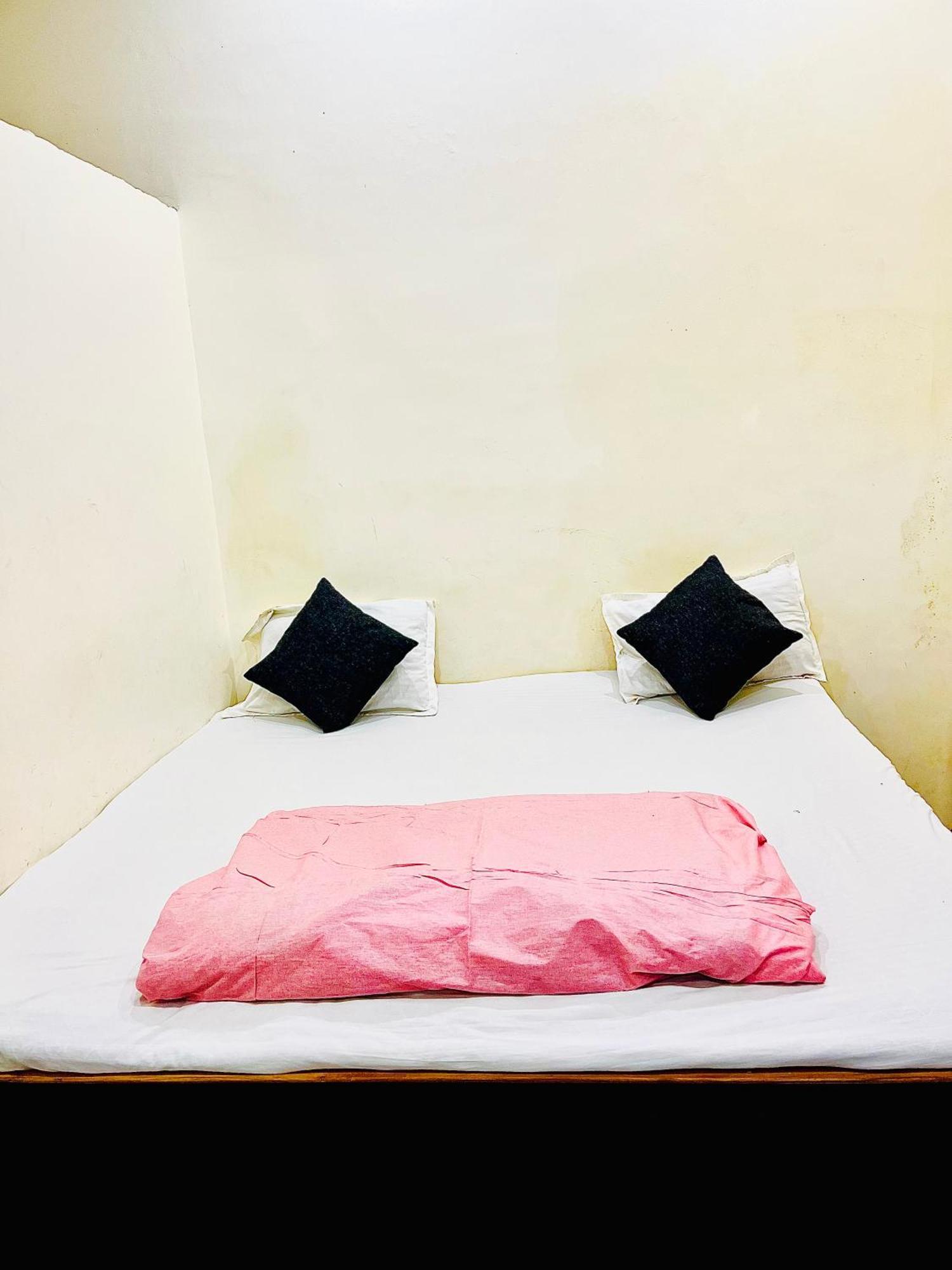 Guest house Sitaram P Varanasi
