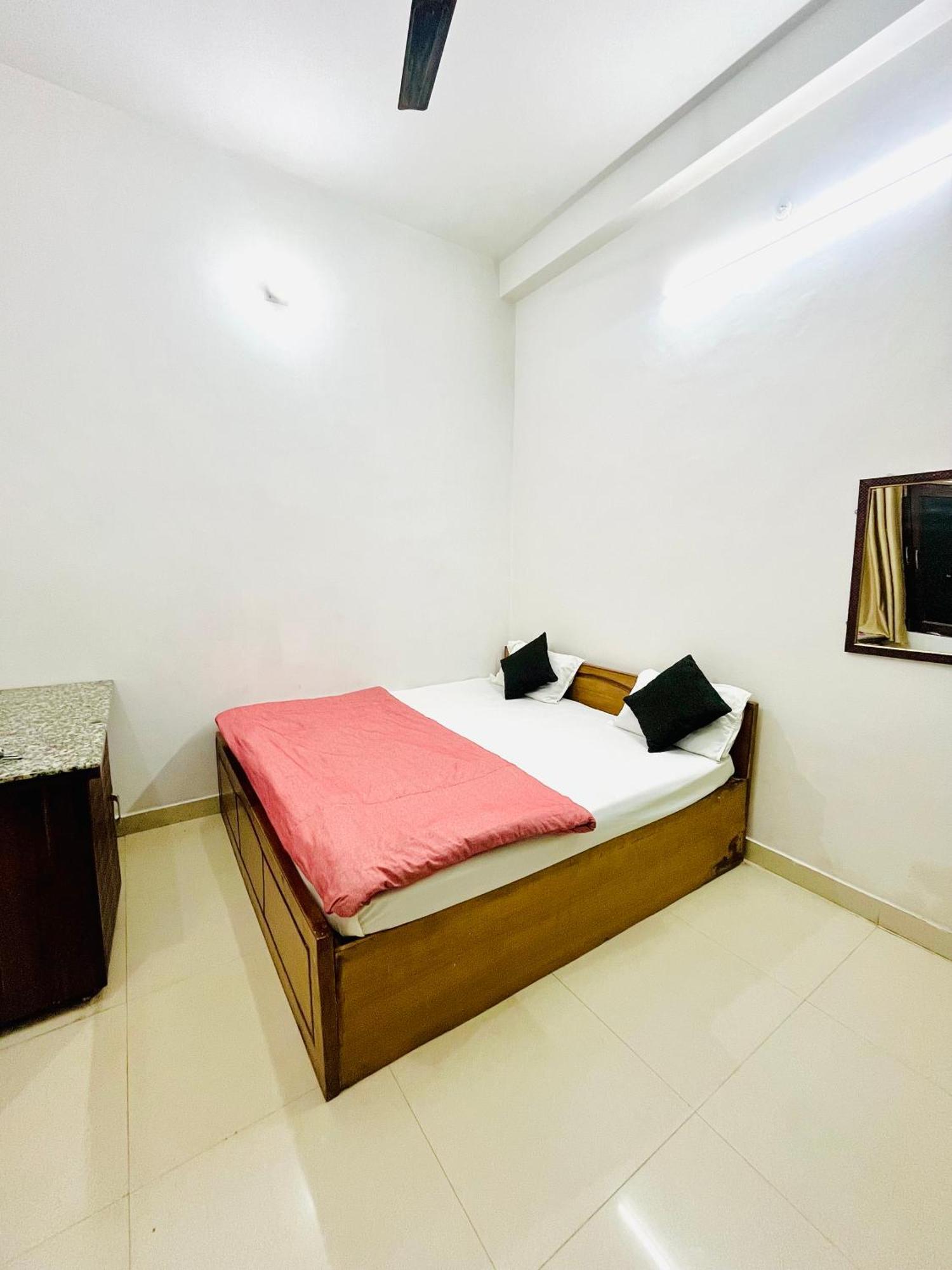 Guest house Sitaram P