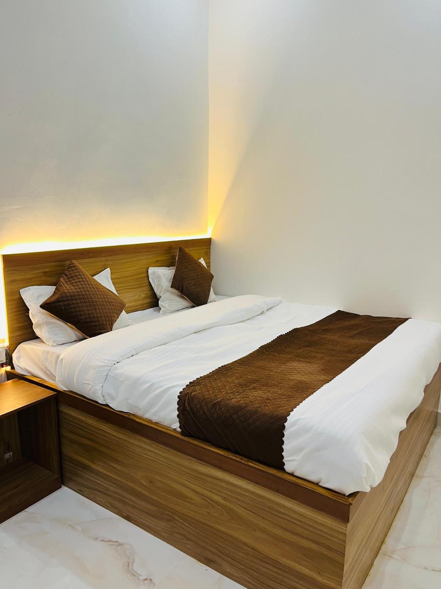 Sitaram Guest house Varanasi